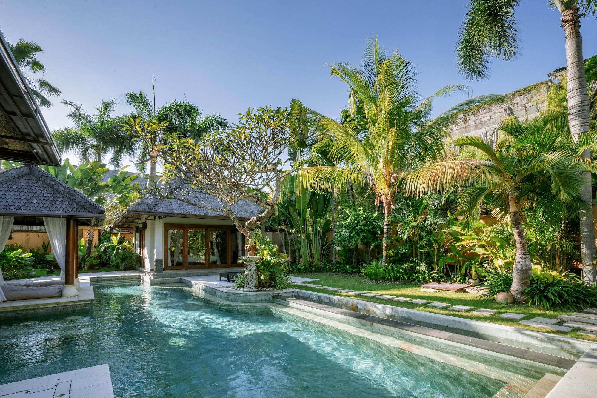 Maya Sayang Bali Hotel 4*