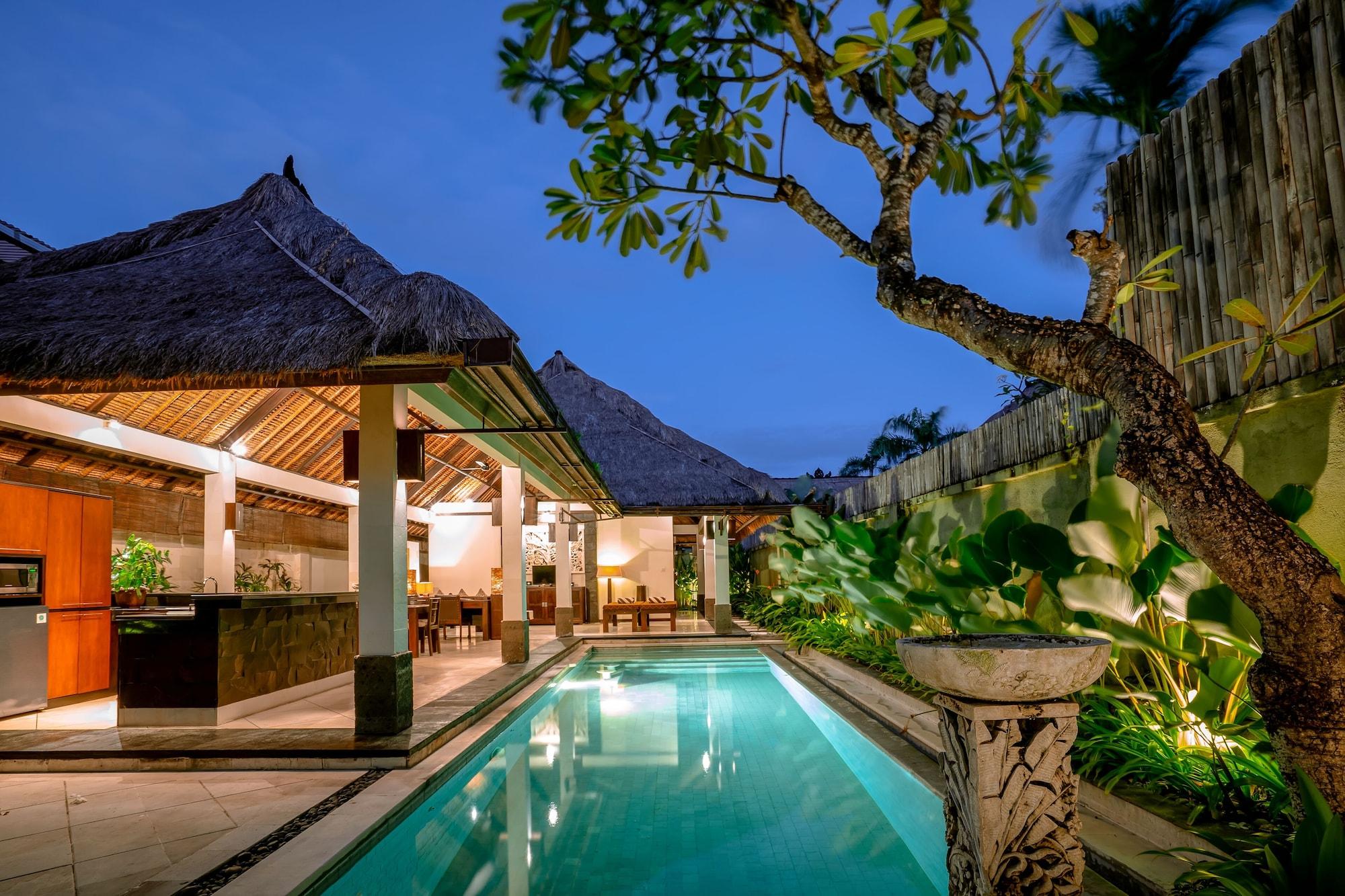 Maya Sayang Bali Hotel 4*